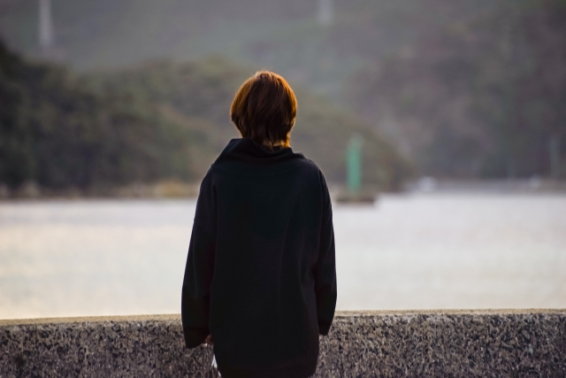 悲しい女性